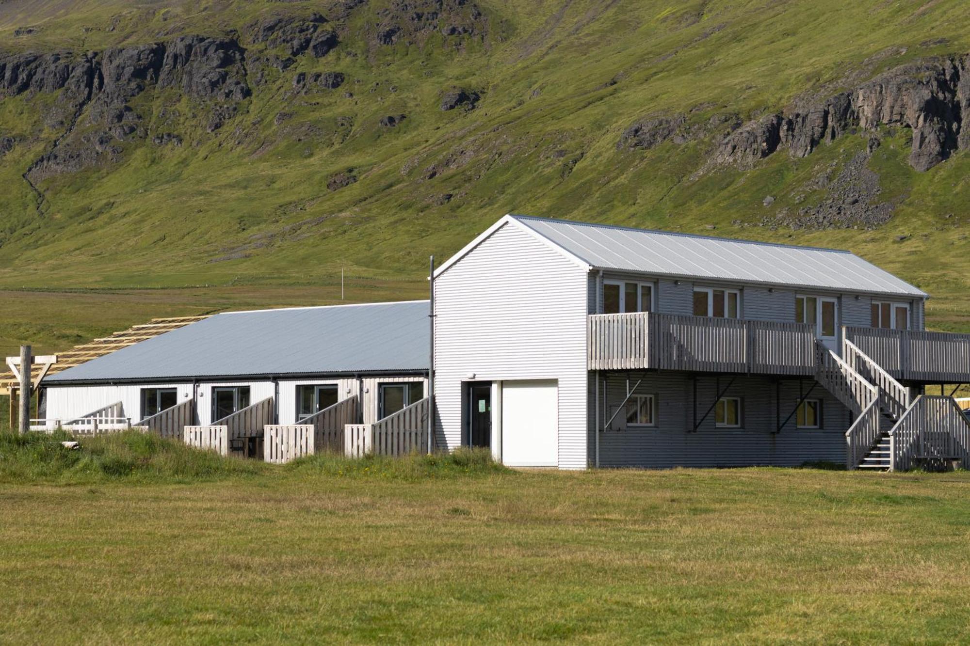 Urdartindur Guesthouse And Cottages Northurfjorthur Exteriér fotografie