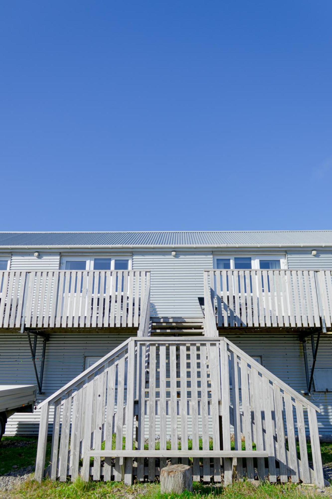 Urdartindur Guesthouse And Cottages Northurfjorthur Exteriér fotografie