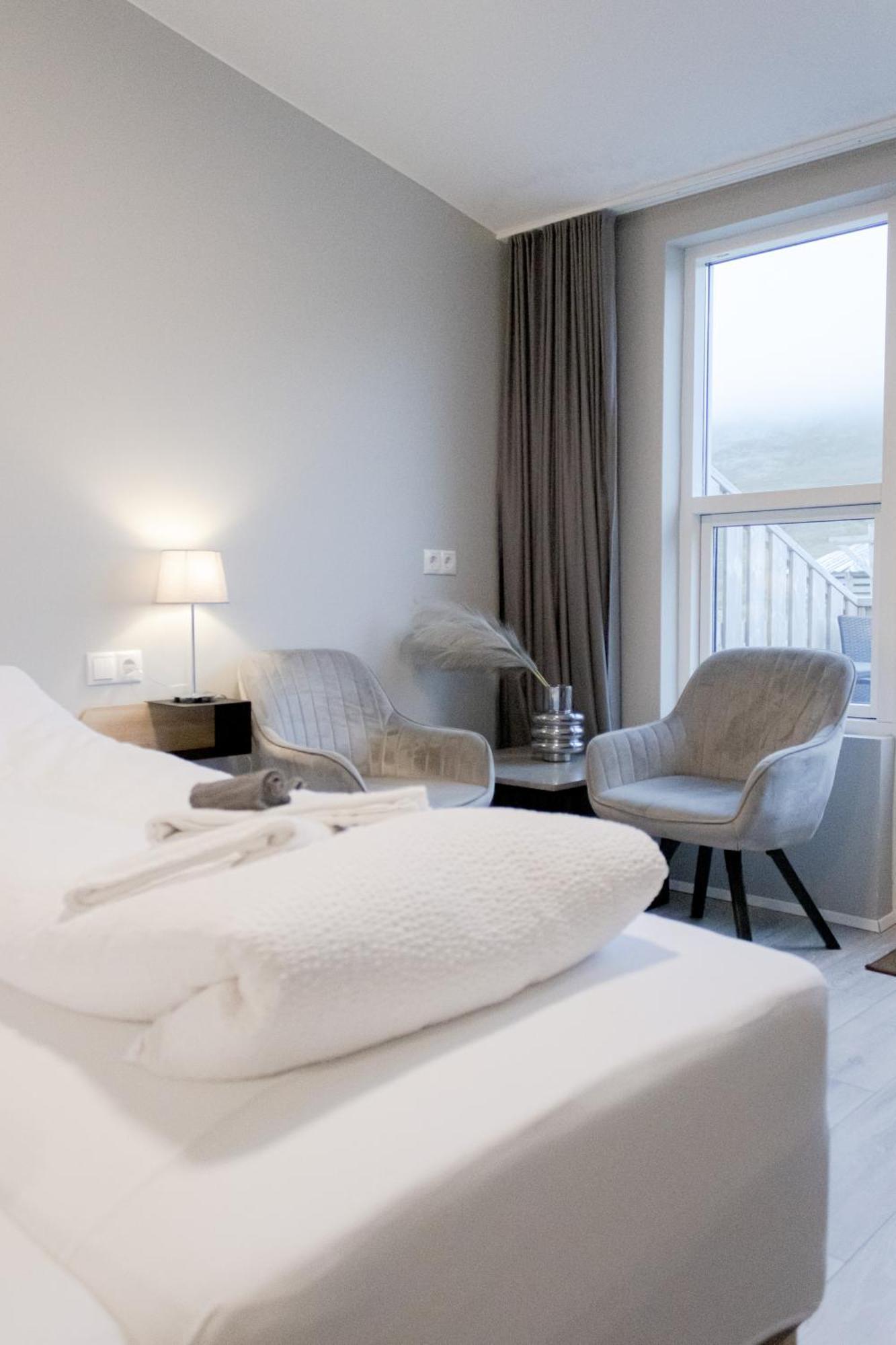 Urdartindur Guesthouse And Cottages Northurfjorthur Pokoj fotografie