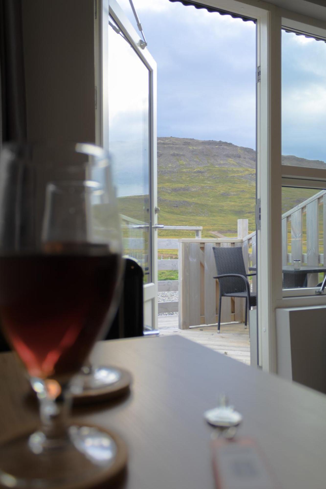 Urdartindur Guesthouse And Cottages Northurfjorthur Pokoj fotografie