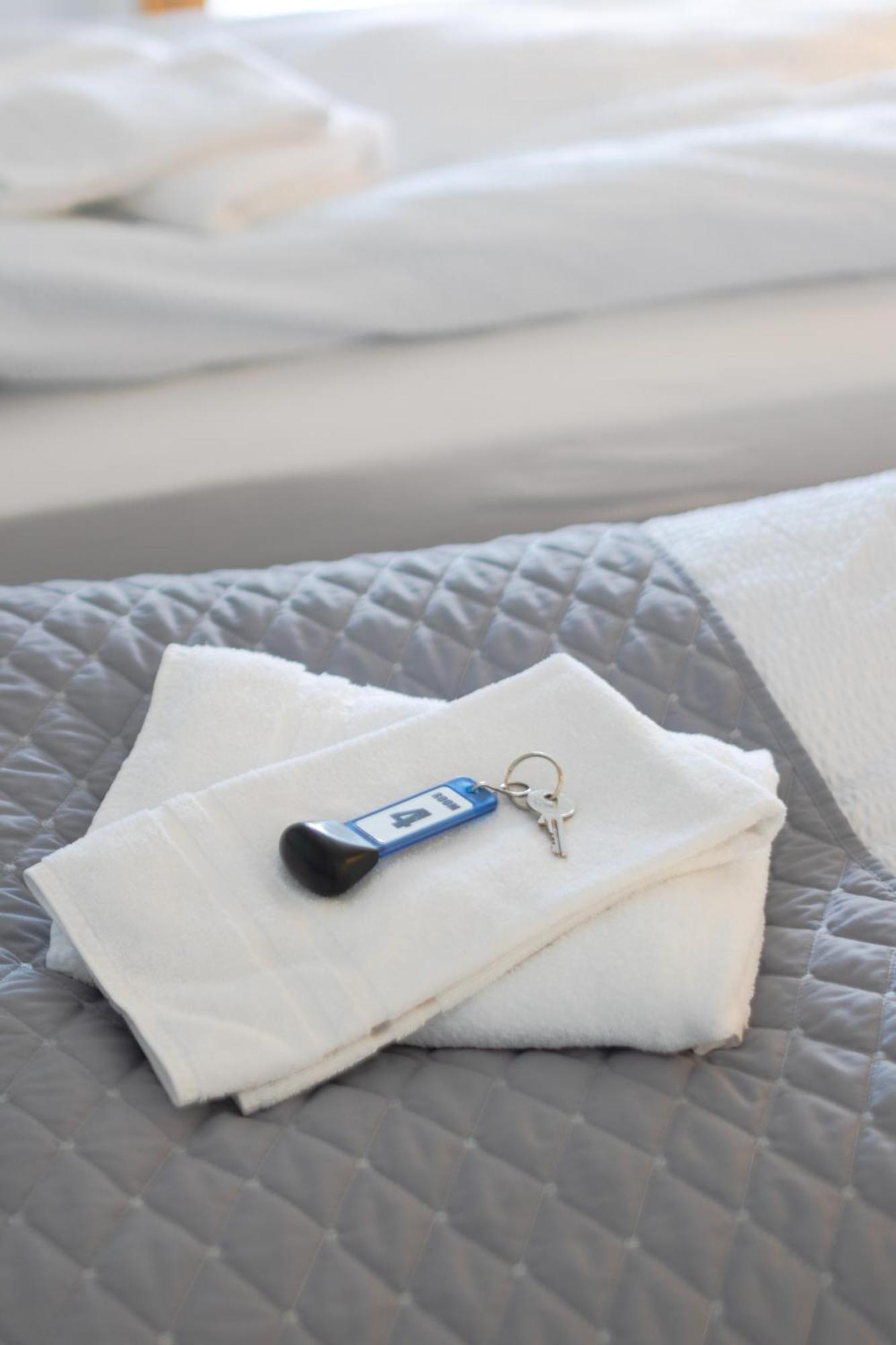 Urdartindur Guesthouse And Cottages Northurfjorthur Pokoj fotografie