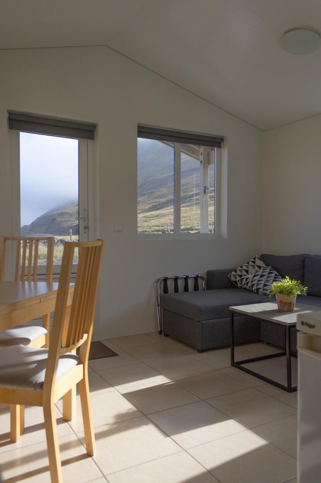 Urdartindur Guesthouse And Cottages Northurfjorthur Pokoj fotografie